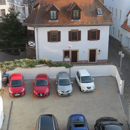 Trutzpfaff 3*