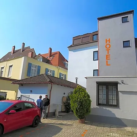 Trutzpfaff 3*
