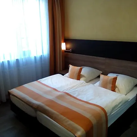 Hotel Trutzpfaff 3*