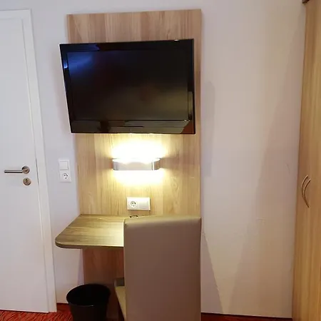 Trutzpfaff 3* Špýr