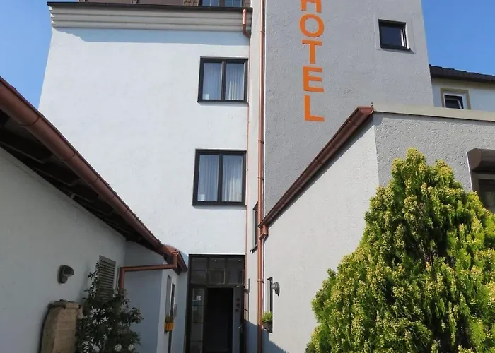 Hotel Trutzpfaff 3*